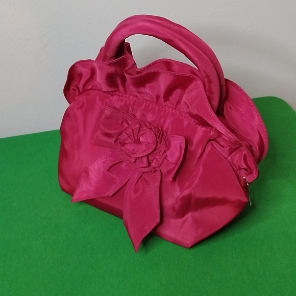 Mini Satin Handbag With Bow - Picture 3 of 5